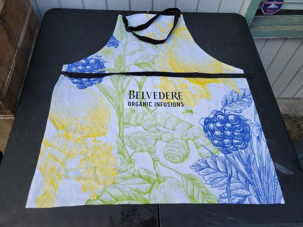 Terrytown Belvedere Organic Infusions Apron Adult One Size Floral Multicolor